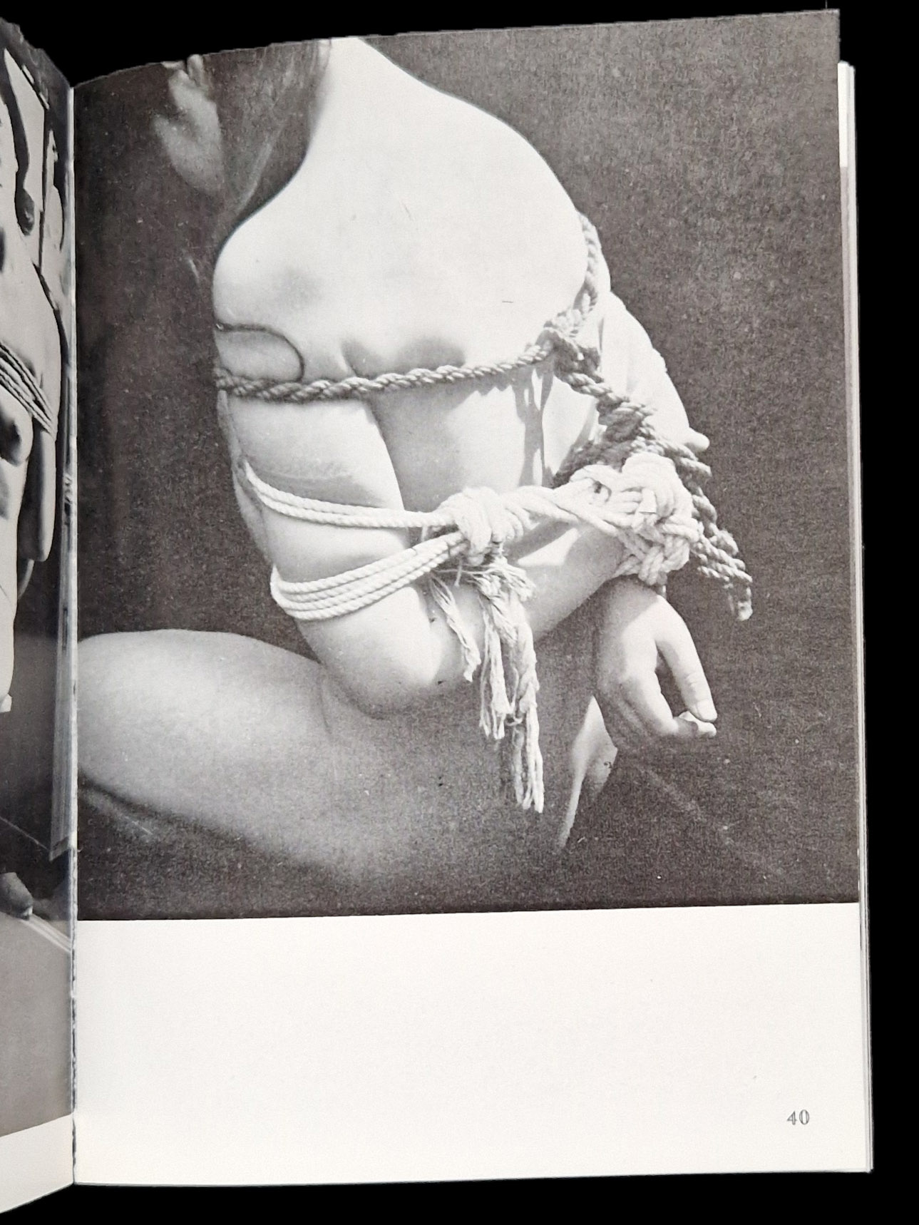 Fuzoku ONI May 70 (black) censored 5 Fuzoku ONI May 70 (black) censored 5