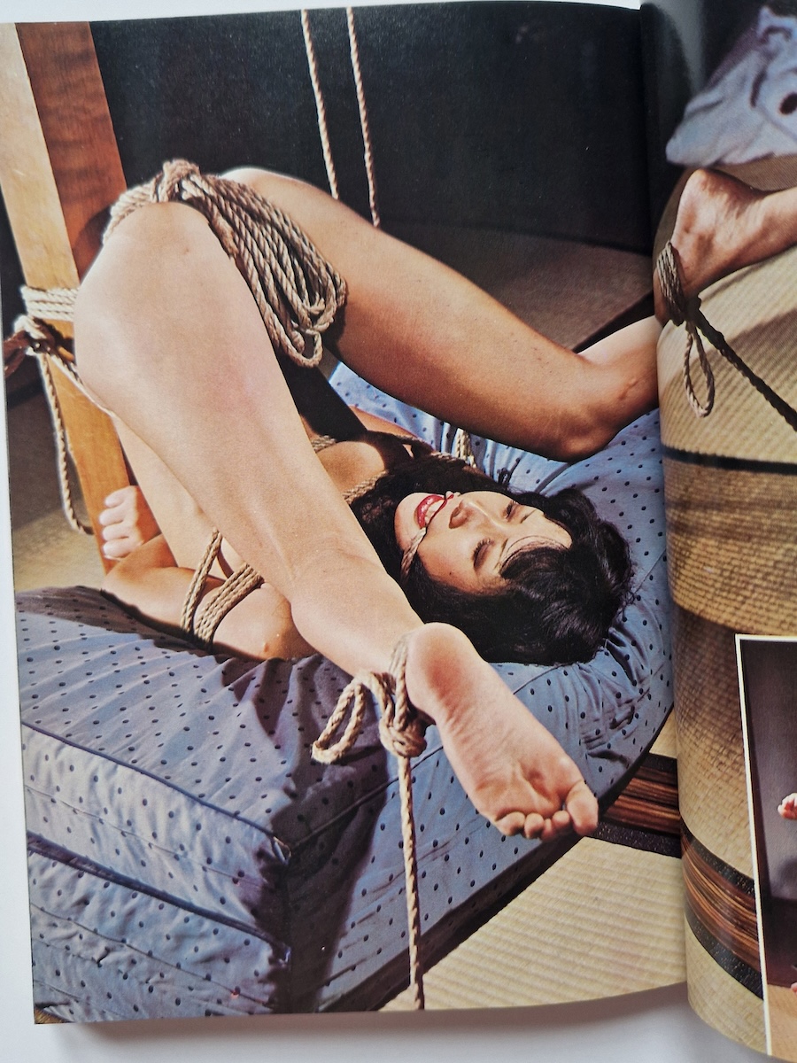 SM Kitan October 1975 22 SM Kitan October 1975 22